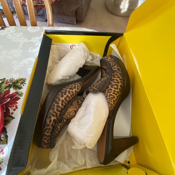 Wild Leopard MulesEUC - Picture 8 of 16